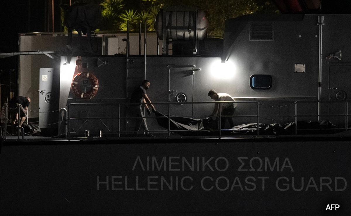 300 Pakistanis Feared Dead In Greece Boat Tragedy, 10 Traffickers Arrested