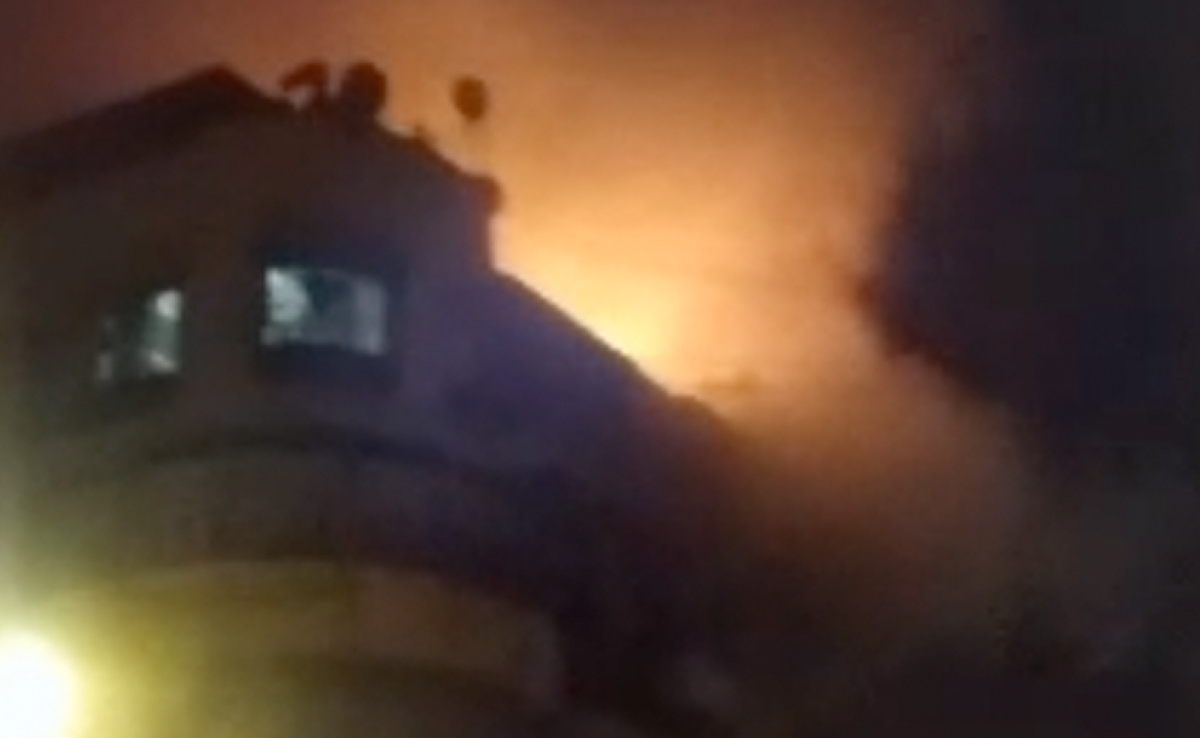 Massive Fire Breaks Out In 5-Storey Building In Mumbai's Jhaveri Bazar