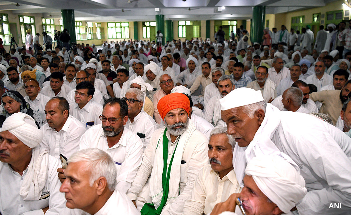 हरियाणा में शांति के लिए आगे आए खाप और किसान संगठन, बैठक कर भाईचारे की अपील की