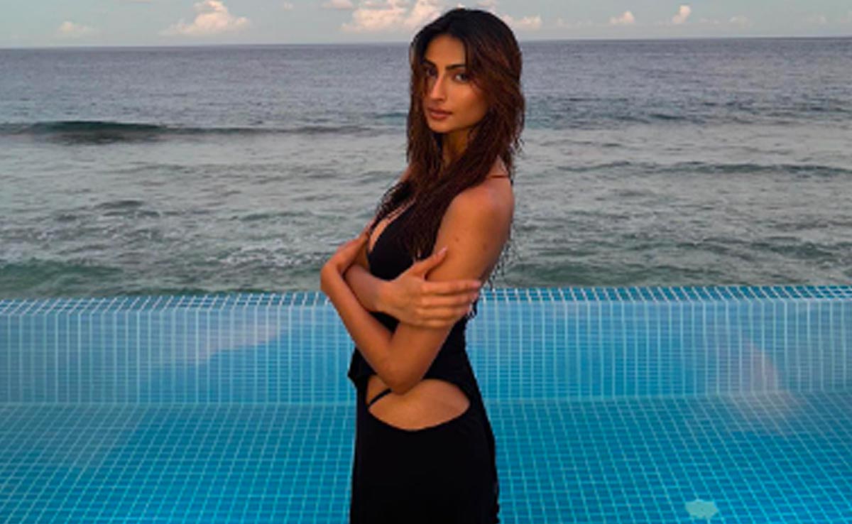 Just Palak Tiwari Setting The Internet Ablaze With Her New Pics From Maldives