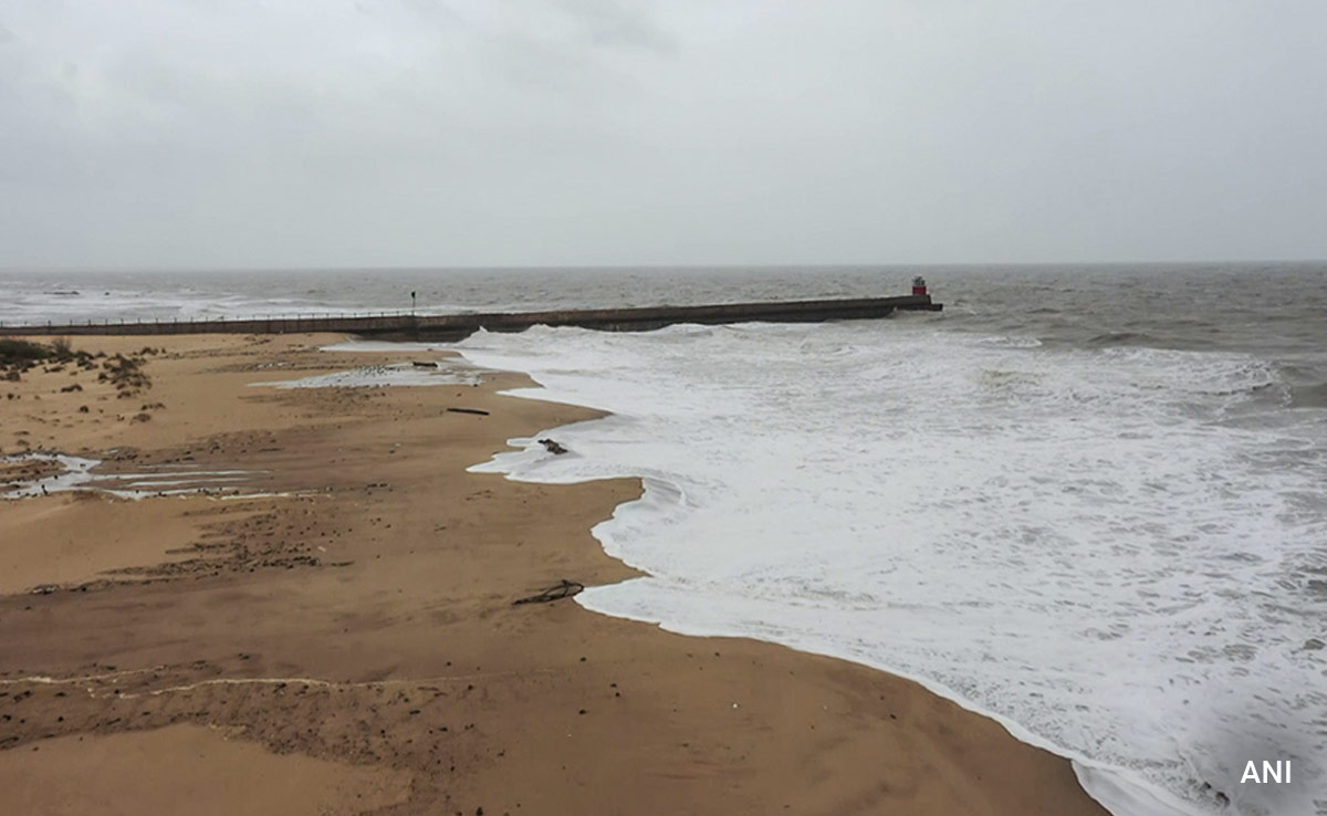 Cyclone Biparjoy Landfall Soon, Wind Speed Over 100 kmph: 10 Points