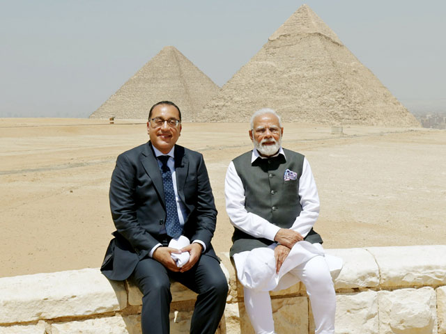 PM Modi Visits Pyramids Of Giza In Cairo