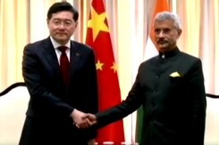पत्रकारों के वीजा को लेकर भारत और चीन के बीच क्यों हो रहा है विवाद? पत्रकारों के वीजा को लेकर भारत और चीन के बीच क्यों हो रहा है विवाद?