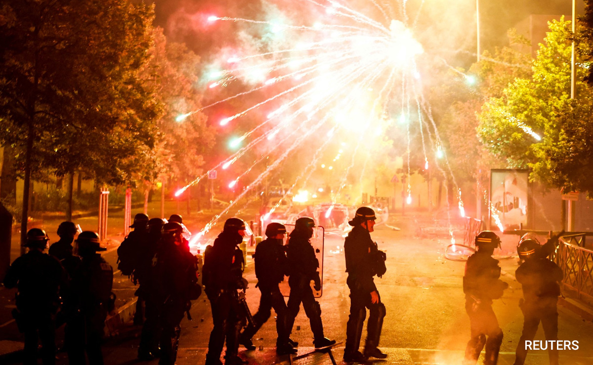 Over 800 Arrests, 250 Cops Injured: Unrest In France Over Teen's Killing