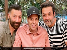 पिता बॉबी देओल की तरह लंबे और हैंडसम हो गए हैं बेटे आर्यमन, Video देख फैंस बोले- लगता है दादा धर्मेंद्र से मिली स्माइल पिता बॉबी देओल की तरह लंबे और हैंडसम हो गए हैं बेटे आर्यमन, Video देख फैंस बोले- लगता है दादा धर्मेंद्र से मिली स्माइल