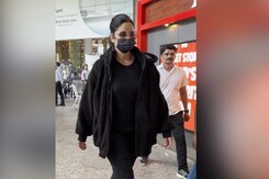 केवल कैटरीना कैफ ही एक ऑल-ब्लैक ओओटीडी को पहनकर वायरल हो सकती हैं केवल कैटरीना कैफ ही एक ऑल-ब्लैक ओओटीडी को पहनकर वायरल हो सकती हैं