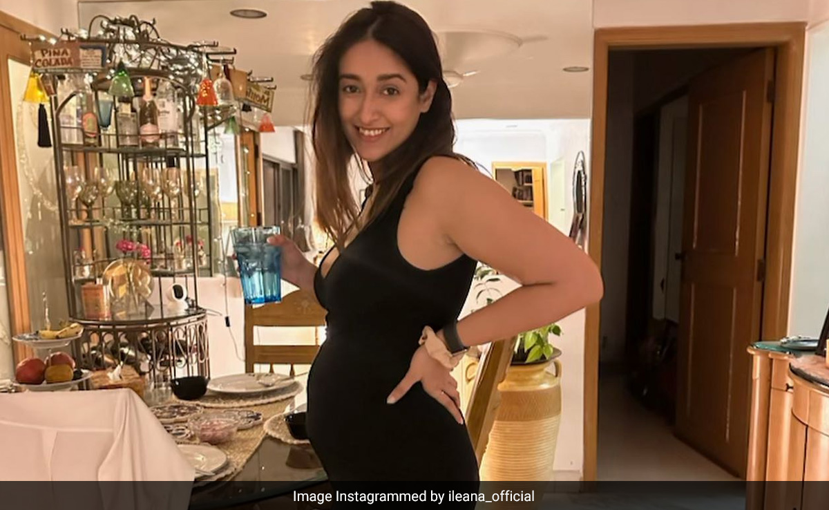 Mom-To-Be Ileana D'Cruz Was Asked If She Is "Worried About Gaining Weight." Her Reply