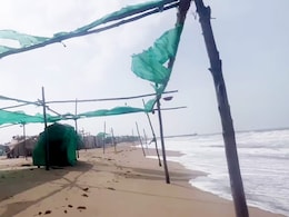 तूफान बिपरजॉय कुछ ही घंटों में टकराएगा गुजरात के तट से, 1 लाख लोगों को किया गया शिफ्ट, 10 बड़ी बातें तूफान बिपरजॉय कुछ ही घंटों में टकराएगा गुजरात के तट से, 1 लाख लोगों को किया गया शिफ्ट, 10 बड़ी बातें