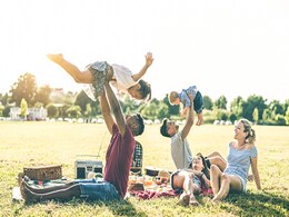 International Picnic Day : फैमिली और फ्रेंड्स के साथ यूं सेलिब्रेट करें पिकनिक डे, फिर हर पल बन जाएगा यादगार International Picnic Day : फैमिली और फ्रेंड्स के साथ यूं सेलिब्रेट करें पिकनिक डे, फिर हर पल बन जाएगा यादगार