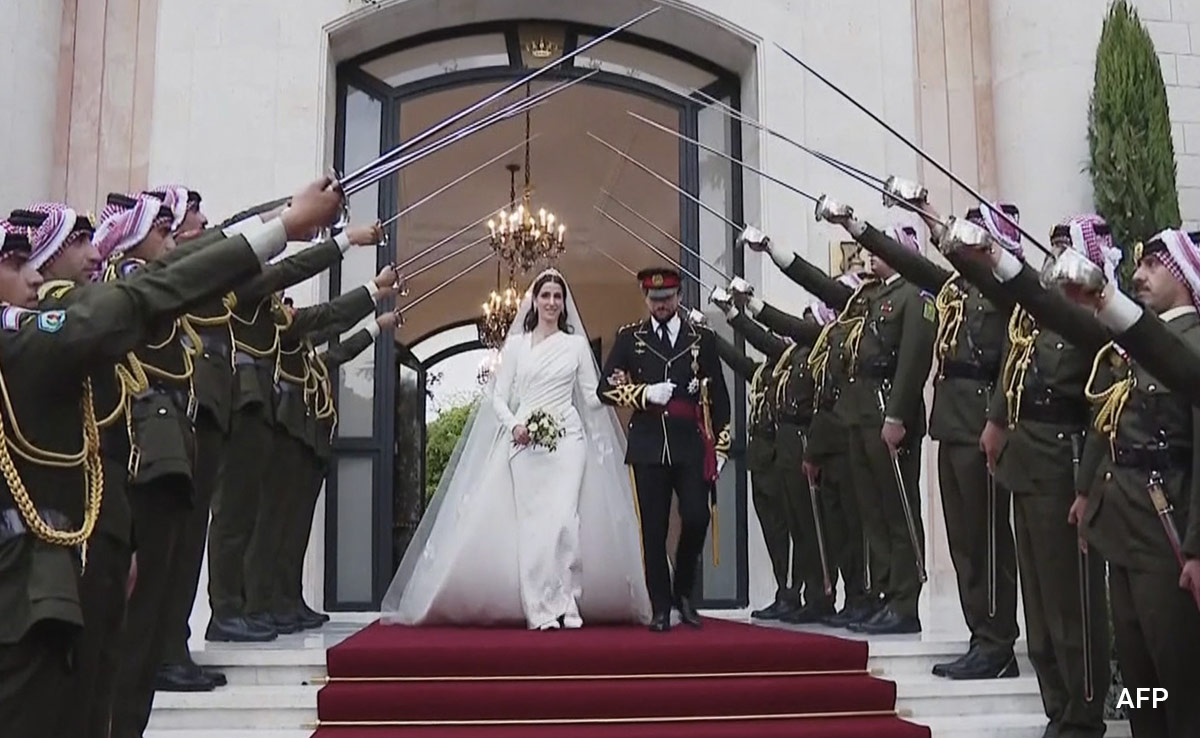 Jordan Crown Prince Weds Saudi Architect In Lavish Ceremony