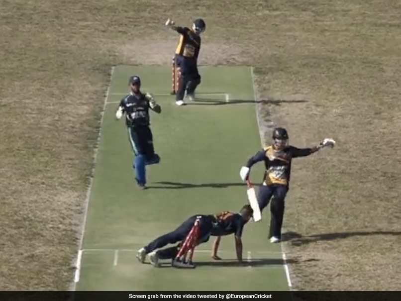 Watch: Poor Fielding On Display As Batter Reaches 50 In Hilarious Manner