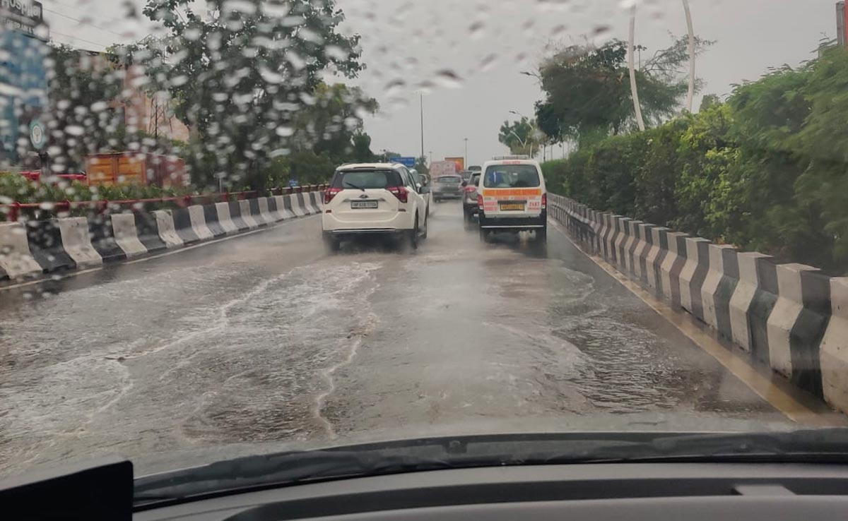 Rain In Delhi Due To Cyclone Biparjoy, Roads Waterlogged In Several Areas