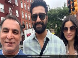 कैटरीना कैफ को उनकी फेवरेट जगह घुमाने ले गए विक्की कौशल, फैन की वजह से खुला सीक्रेट कैटरीना कैफ को उनकी फेवरेट जगह घुमाने ले गए विक्की कौशल, फैन की वजह से खुला सीक्रेट