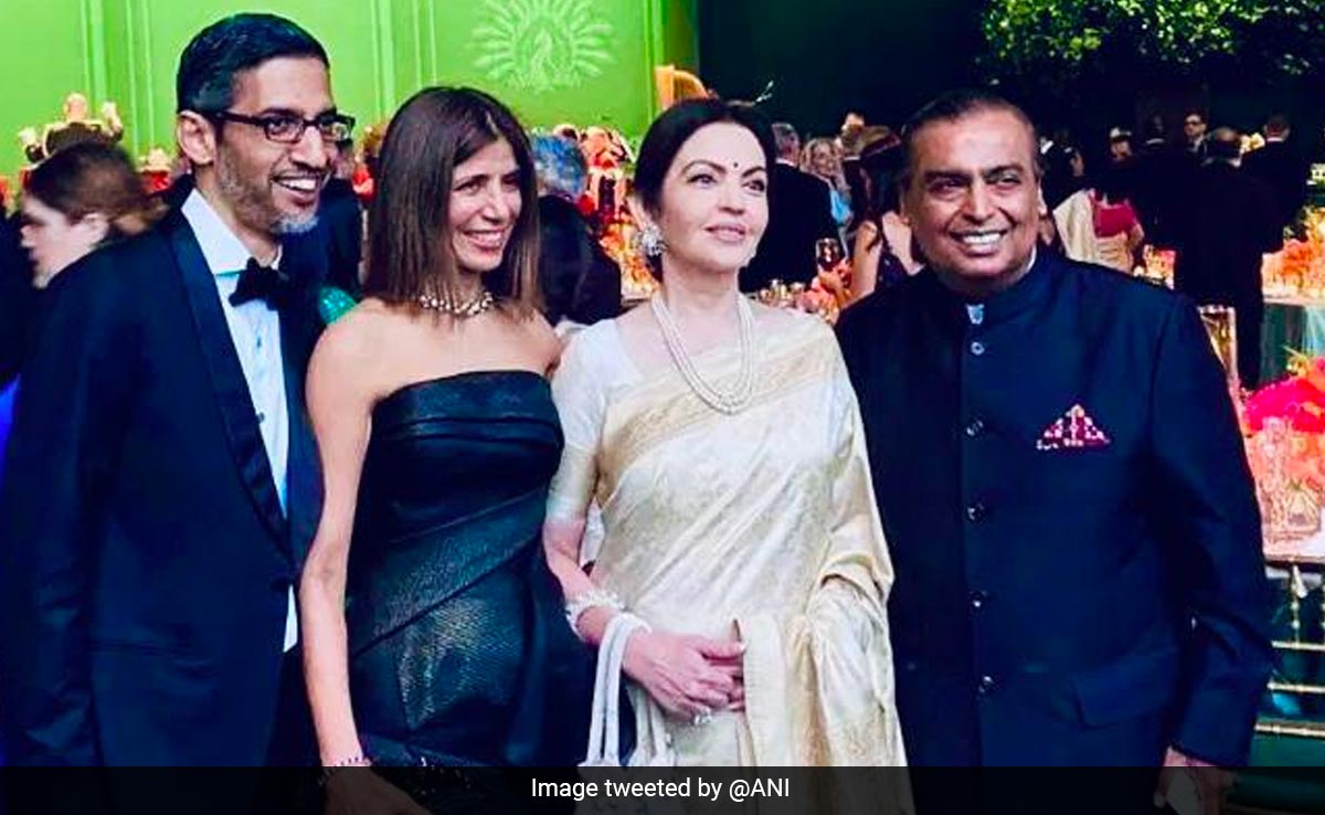 Pics: Star-Studded State Dinner For PM Modi, Top Businessmen Attend