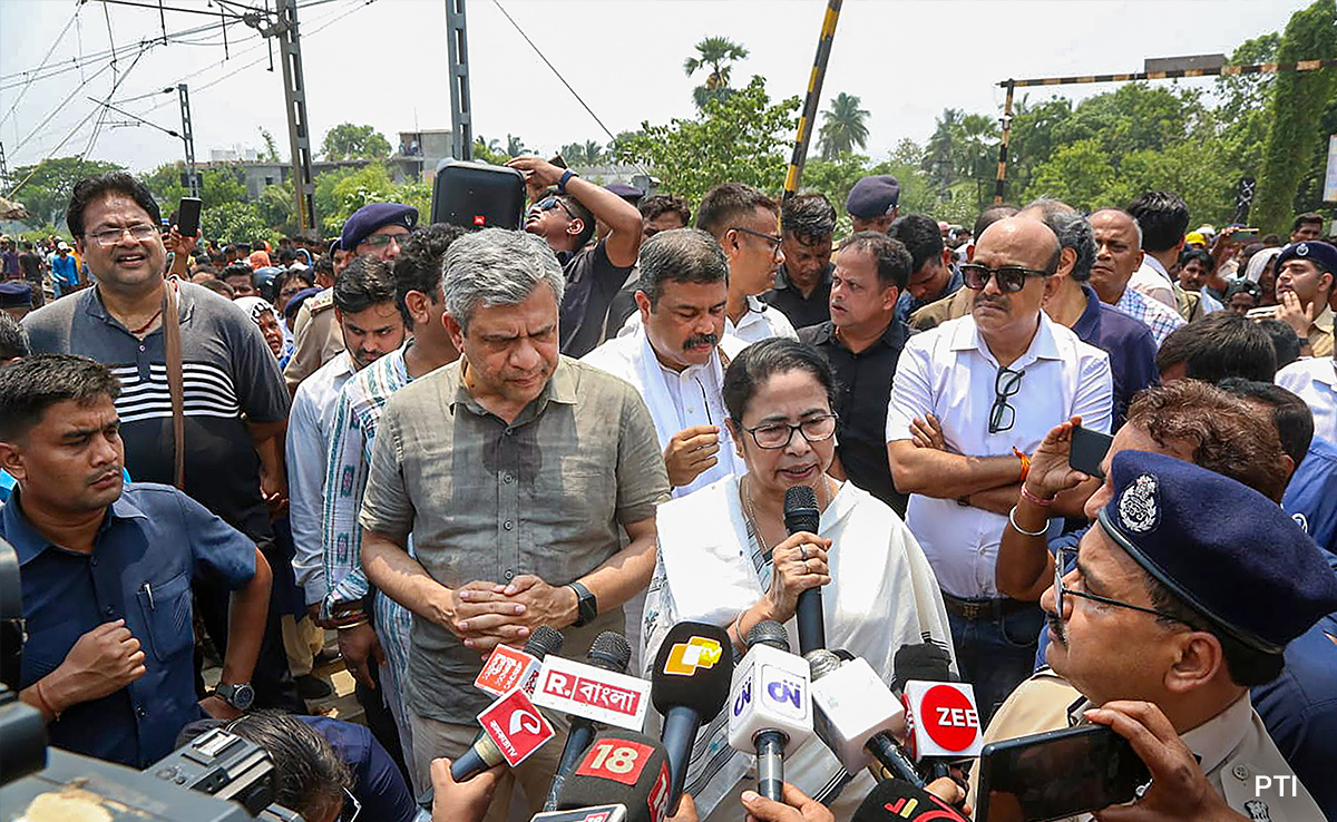 "Anti-Collision Device Would Have Averted Odisha Train Tragedy": Mamata Banerjee