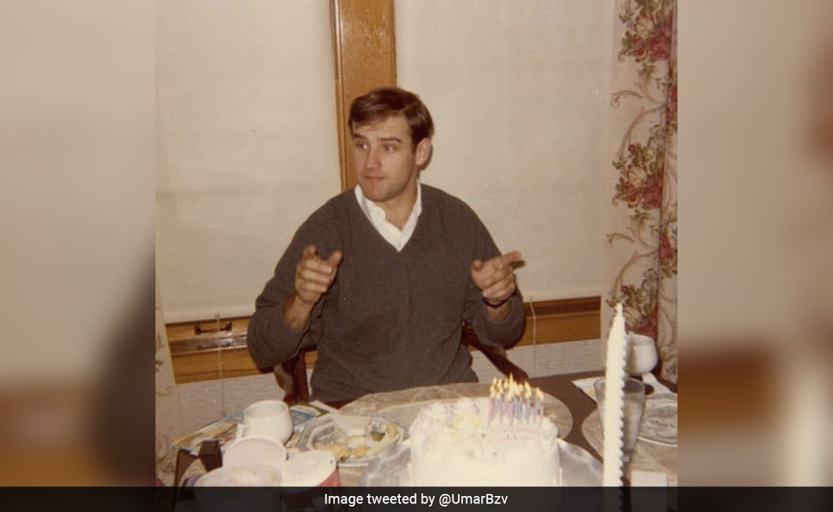 केक काटने के इंतजार में बैठा ये शख्स आज है शक्तिशाली लीडर, क्या आपने पहचाना?