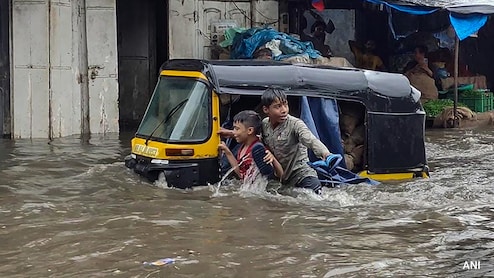 Pune Rain Alert: पुणे, सातारा कोल्हापूर घाटाला ऑरेंज अलर्ट, 24 तासांत 6 जणांचा मृत्यू