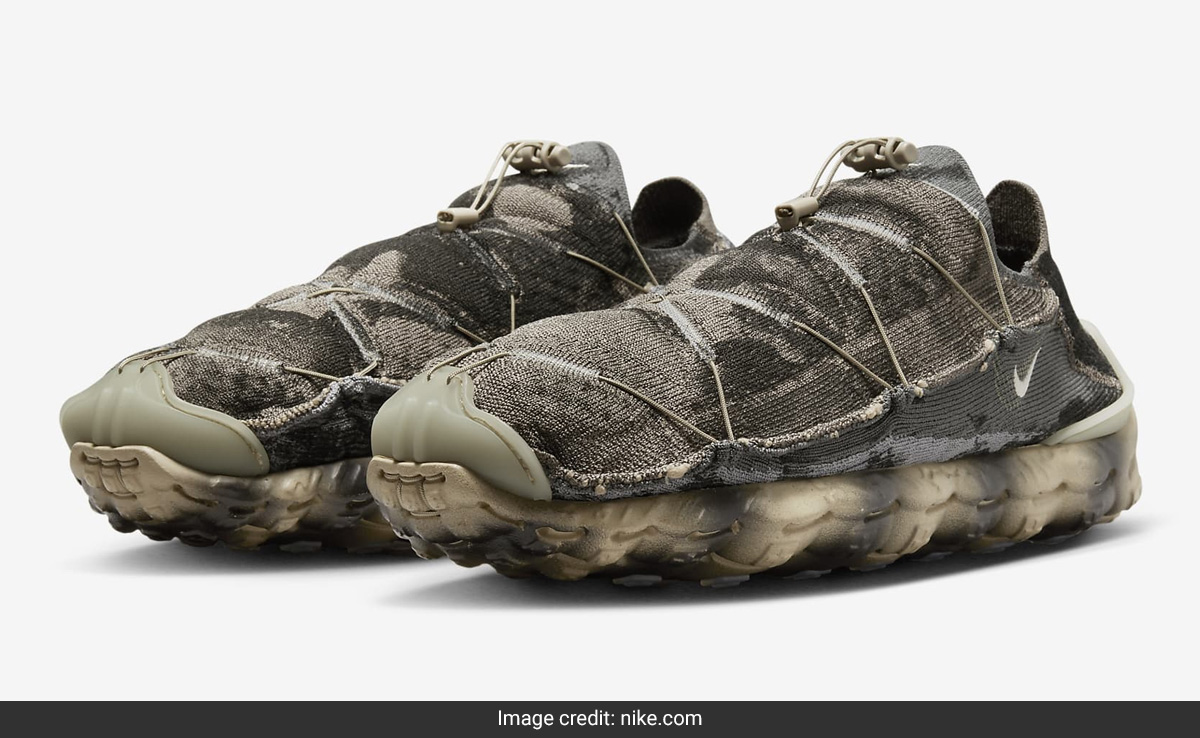 "Dumpster Dunks" To "Foot Fungus", Internet Mocks Nike For $180 Recyclable Sneakers