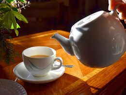 How Many Calories Hide In Your Cup Of Tea? Here's The Calorie Count For Each Tempting Type