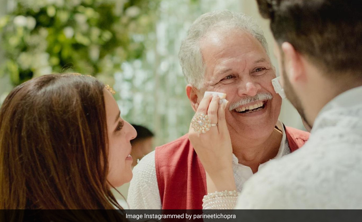 Parineeti Chopra Wishes Dad Pawan On His Birthday With This Throwback Pic