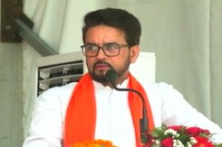 प्रियंका गांधी के जबलपुर दौरे पर बरसी बीजेपी, पूछा - "अब कौन सा झूठा वादा करने आए?" प्रियंका गांधी के जबलपुर दौरे पर बरसी बीजेपी, पूछा - "अब कौन सा झूठा वादा करने आए?"