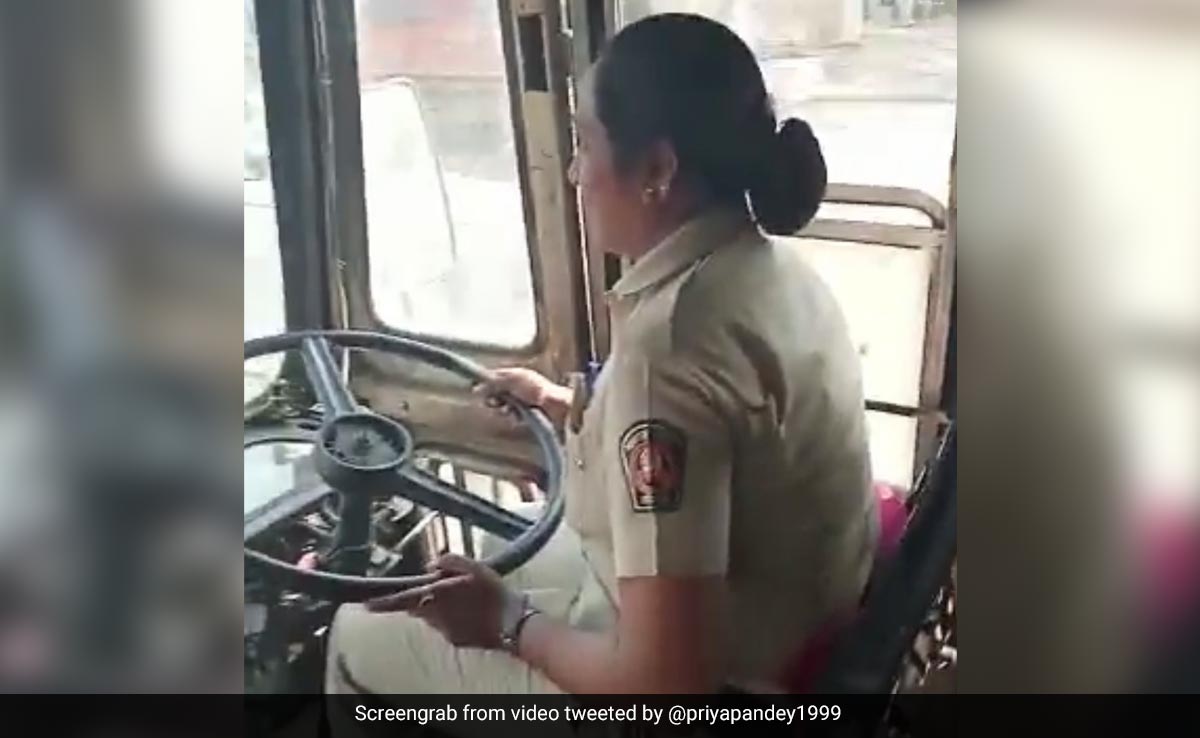 In A First In 75 Years, A Woman At Wheel Of Maharashtra State Bus