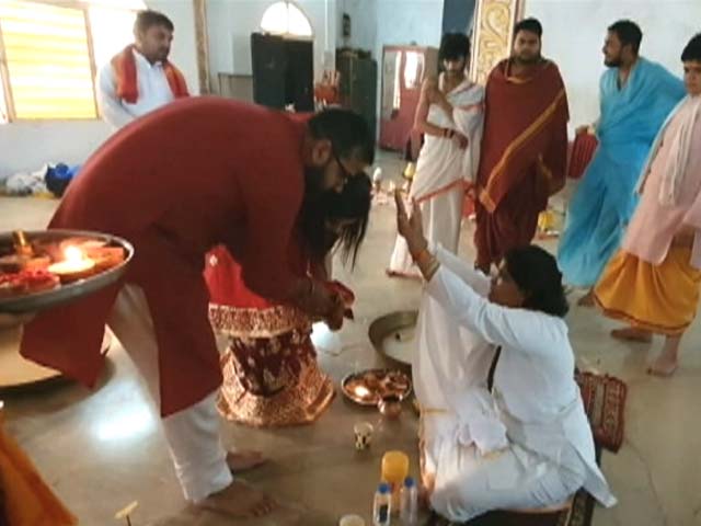 Congress's 'Soft Hindutva' Pitch In Madhya Pradesh