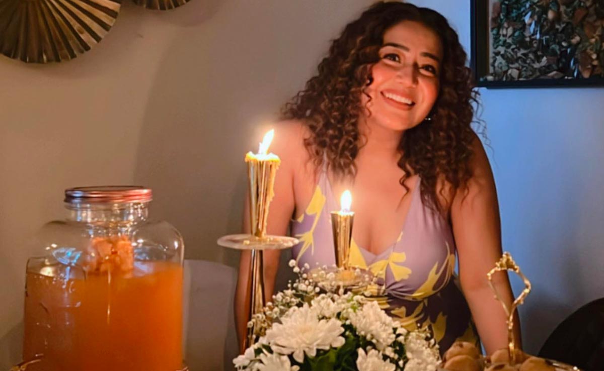 Neha Kakkar Celebrates Birthday With A Fun Candlelit Tea Party - See Pics