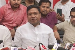 Nitish Kumar Ally Quits As Minister, Says Party's "Existence Under Threat" Nitish Kumar Ally Quits As Minister, Says Party's "Existence Under Threat"
