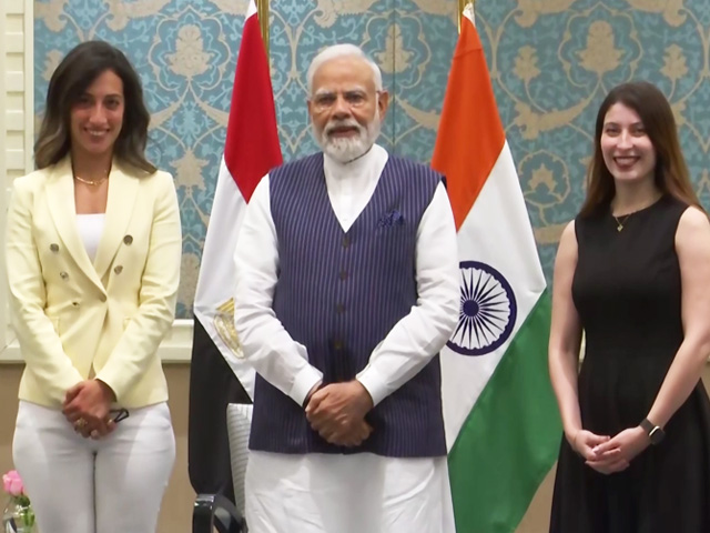Video: PM Modi Meets Egyptian Yoga Teachers In Cairo