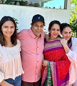 अस्पताल में हैं धर्मेंद्र, बर्थडे पर इमोशनल हुई बेटी ईशा देओल, बोलीं- 'मैं जो हूं, आपकी वजह से हूं'