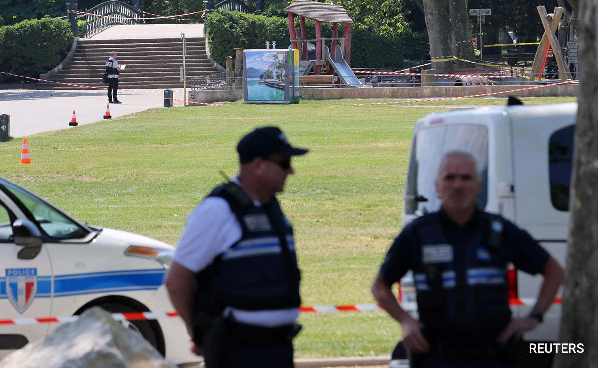 4 Children Injured, 2 Critical After Knife Attack In French Town