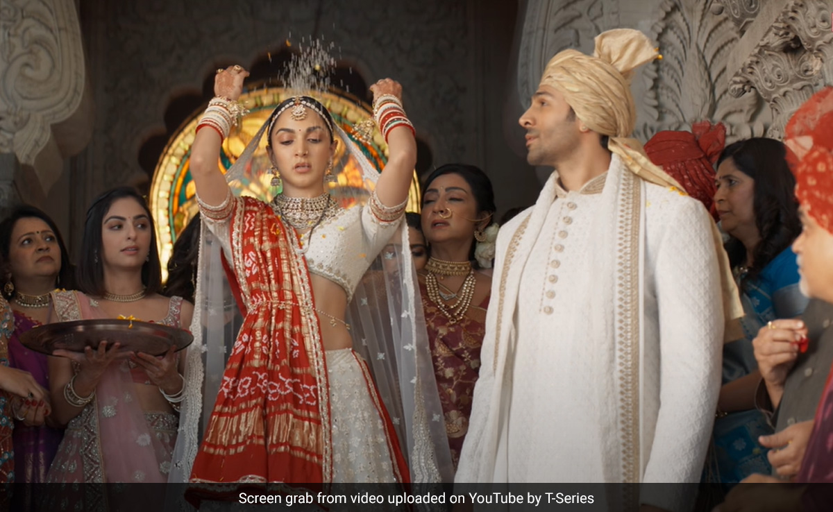 <i>SatyaPrem Ki Katha</i> Song <i>Aaj Ke Baad</i>: Kartik Aaryan-Kiara Advani's Wedding Anthem