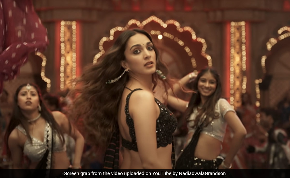 Kiara Advani's <i>Satyaprem Ki Katha</i> Trailer Reviewed By Husband Sidharth Malhotra