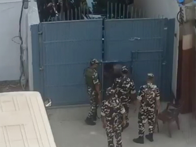 बेगूसराय : मंत्री विजय कुमार चौधरी के रिश्तेदार के घर IT का छापा