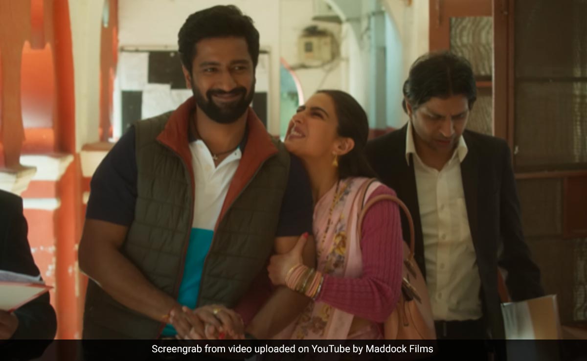 <i>Zara Hatke Zara Bachke</i> Review: Heed The Warning Embedded In The Title - Best Avoided