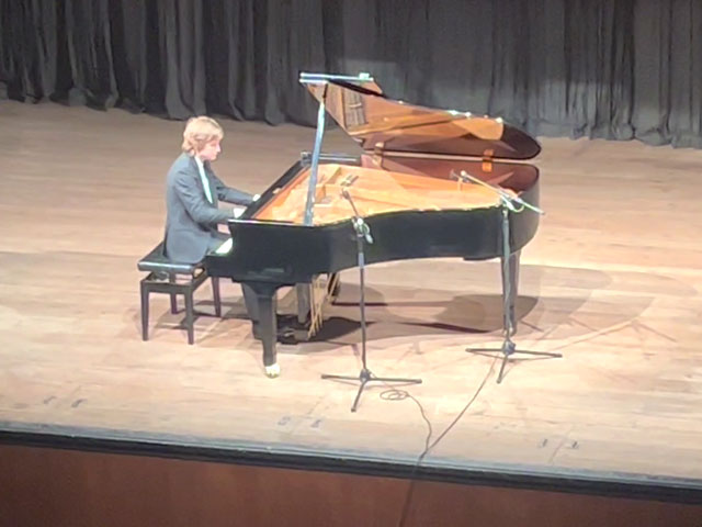 Russian Soloist Amazes Kolkata's Piano Pundits At His Indian Debut