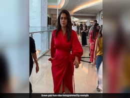 VIDEO: हवा की तरह तेज रफ्तार में भागती दिखीं काजोल, एटीट्यूड देख लोग करने लगे ट्रोल, बोले- दूसरी जया बच्चन VIDEO: हवा की तरह तेज रफ्तार में भागती दिखीं काजोल, एटीट्यूड देख लोग करने लगे ट्रोल, बोले- दूसरी जया बच्चन