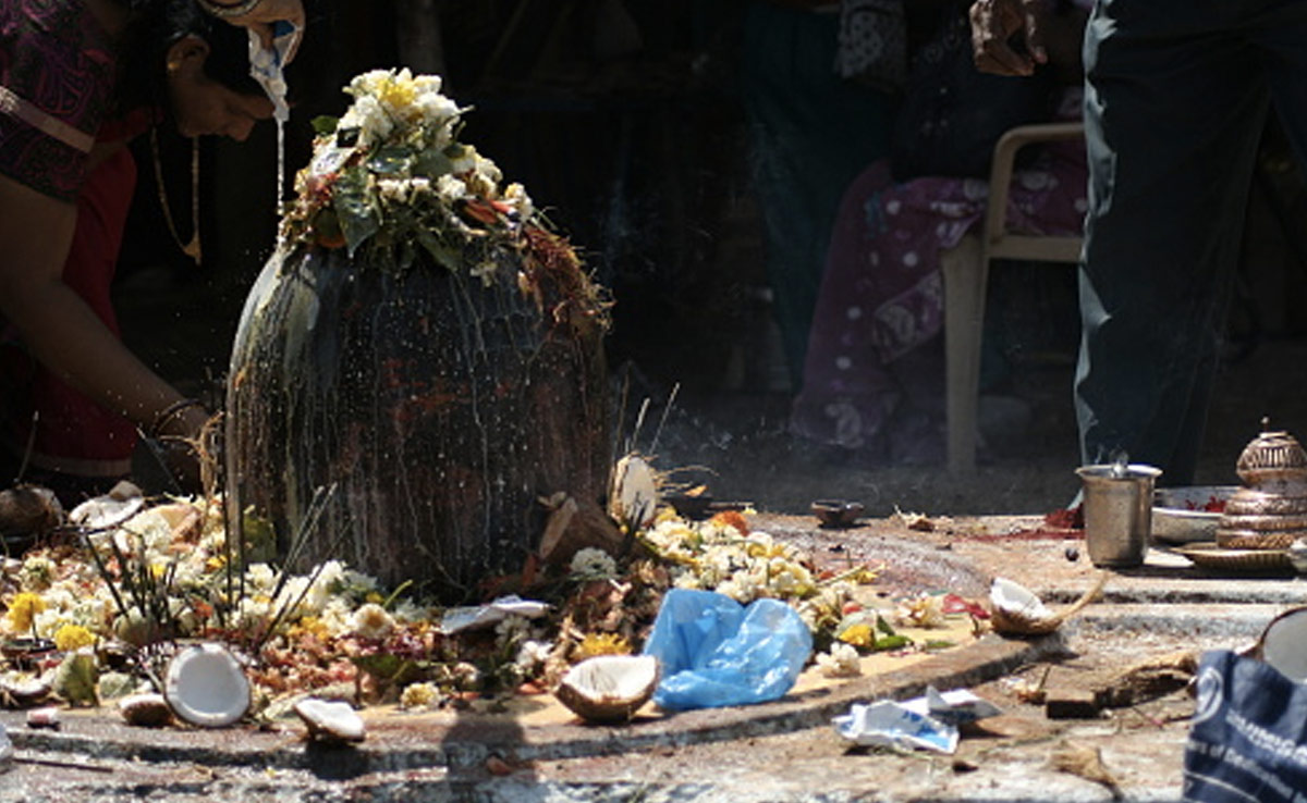 आज है आषाढ़ का पहला प्रदोष व्रत, शिव जी को प्रसन्न करने के लिए करें ये उपाय