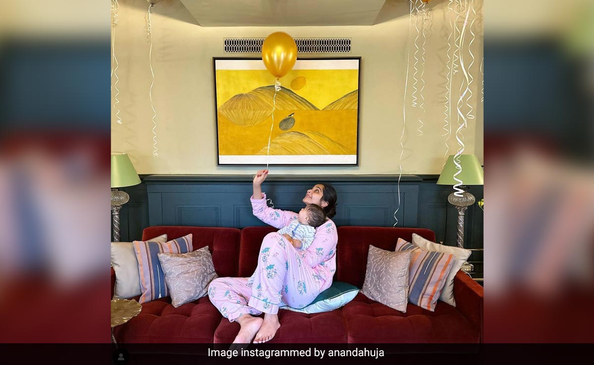 Sonam Kapoor's Birthday Celebrations With Son Vayu In London. Pic Courtesy - Anand Ahuja