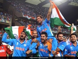 WC 2023: सहवाग ने बताया 2011 विश्व कप की जीत के बाद कोहली ने ही क्यों 'सचिन' को कंधे पर उठाया WC 2023: सहवाग ने बताया 2011 विश्व कप की जीत के बाद कोहली ने ही क्यों 'सचिन' को कंधे पर उठाया