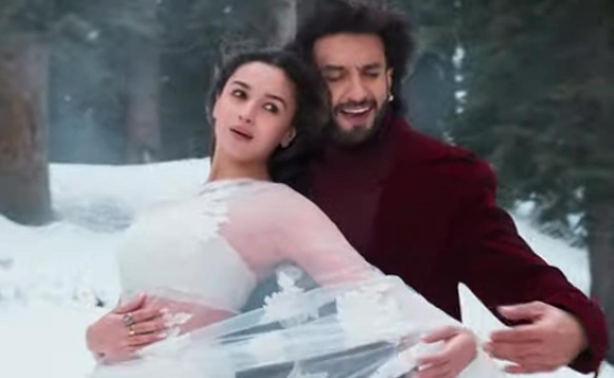 <i>Rocky Aur Rani Kii Prem Kahaani</i> Teaser: Alia Bhatt And Ranveer Singh's Love In The Time Of Family Drama
