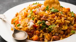 5 Foolproof Tips To Prevent Your Bowl Of Bhel Puri From Turning Soggy