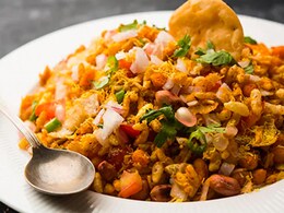 5 Foolproof Tips To Prevent Your Bowl Of Bhel Puri From Turning Soggy