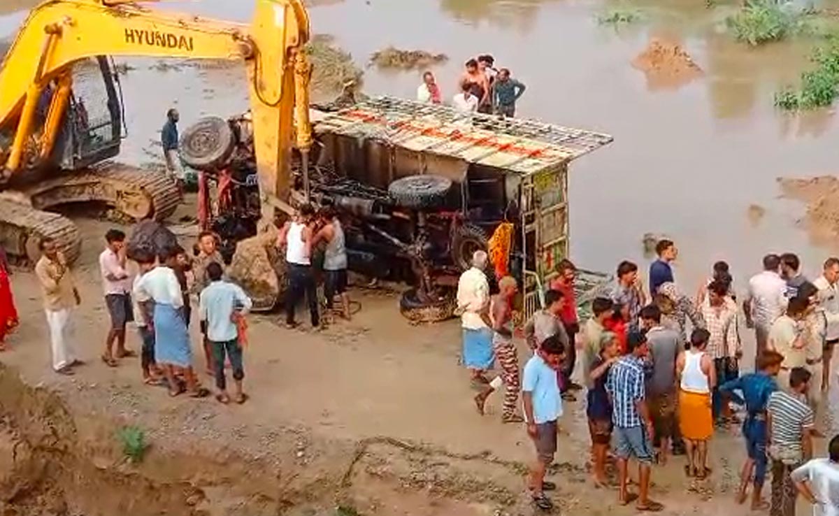 Children Among 5 Dead After Truck Carrying Bride's Family Falls In Madhya Pradesh River
