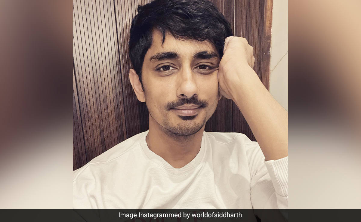 Siddharth's Epic Reply To Insensitive Question About His Love Life