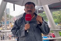 मुंबई में बारिश का येलो अलर्ट जारी, कभी तेज तो कभी धीमी हो रही बरसात से लग रहा ट्रैफिक जाम मुंबई में बारिश का येलो अलर्ट जारी, कभी तेज तो कभी धीमी हो रही बरसात से लग रहा ट्रैफिक जाम