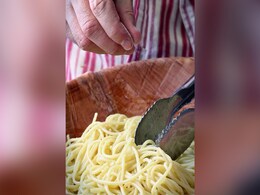 UK Woman Reveals Bizarre Method To Stop Flatmates From Stealing Her Food UK Woman Reveals Bizarre Method To Stop Flatmates From Stealing Her Food