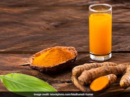 पानी में हल्दी घोलकर पीने से दूर रहती हैं ये बीमारियां, जान लीजिए सेवन करने का समय और बेस्ट तरीका पानी में हल्दी घोलकर पीने से दूर रहती हैं ये बीमारियां, जान लीजिए सेवन करने का समय और बेस्ट तरीका