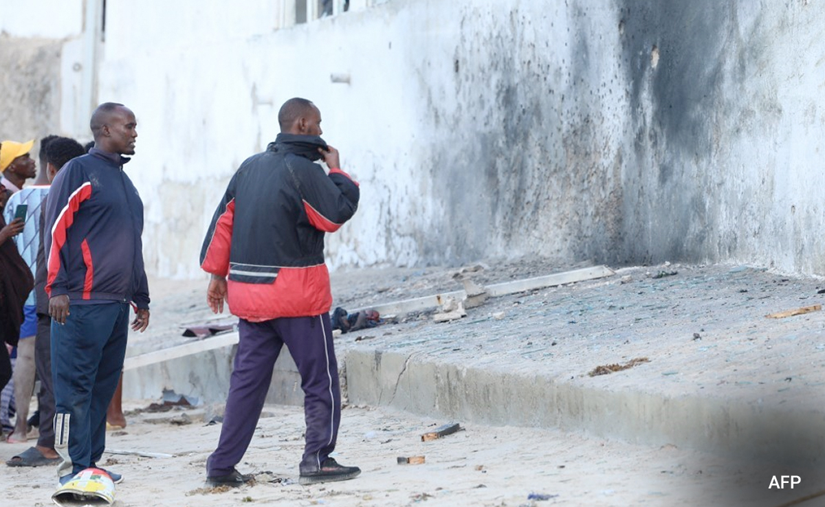 6 Civilians Killed, 10 Injured In Somalia Hotel Attack